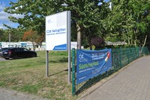 Eingang zum Gelände